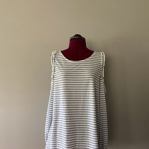 Lauren Conrad Striped summer blouse